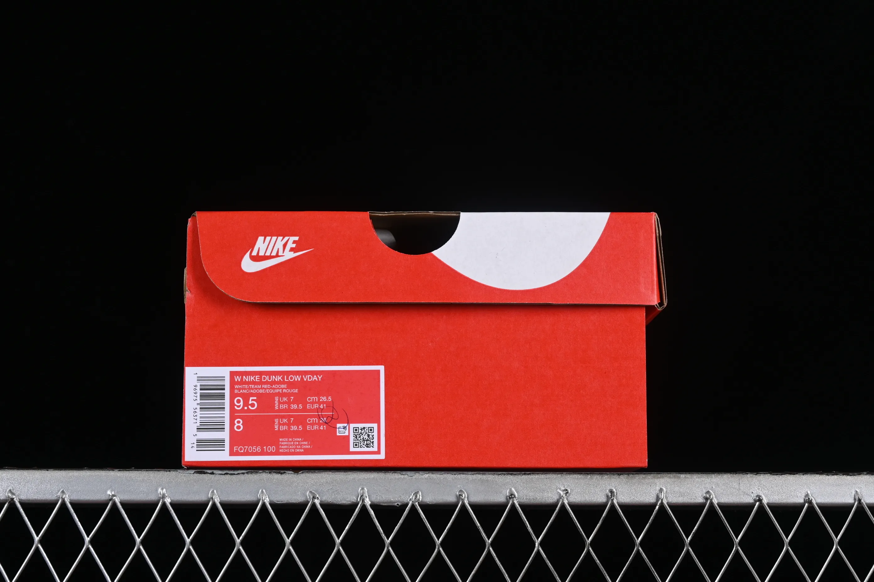 All Categories Nk SB Dunk Series Nk SB Dunk Low Low-top Sneakers Foreign Trade Version Nk SB Dunk Low Retro "Valentine's Day 2024" White Rose Red Valentine's Day SB Low-top Casual Sports Skateboard Shoes FQ7056-100